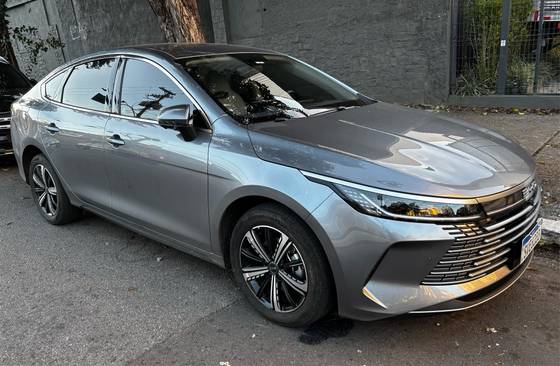 BYD KING 1.5 DM-I PHEV GS AUTOMÁTICO BYD KING 1.5 DM-I PHEV GS AUTOMÁTICO